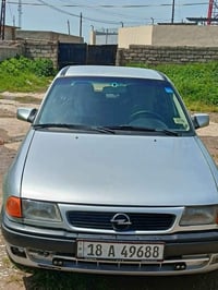 وبركاتة شباب سياره اوبل استره حجم 16 موديل 93 نضيفه محرك شرط كير شرط ك...