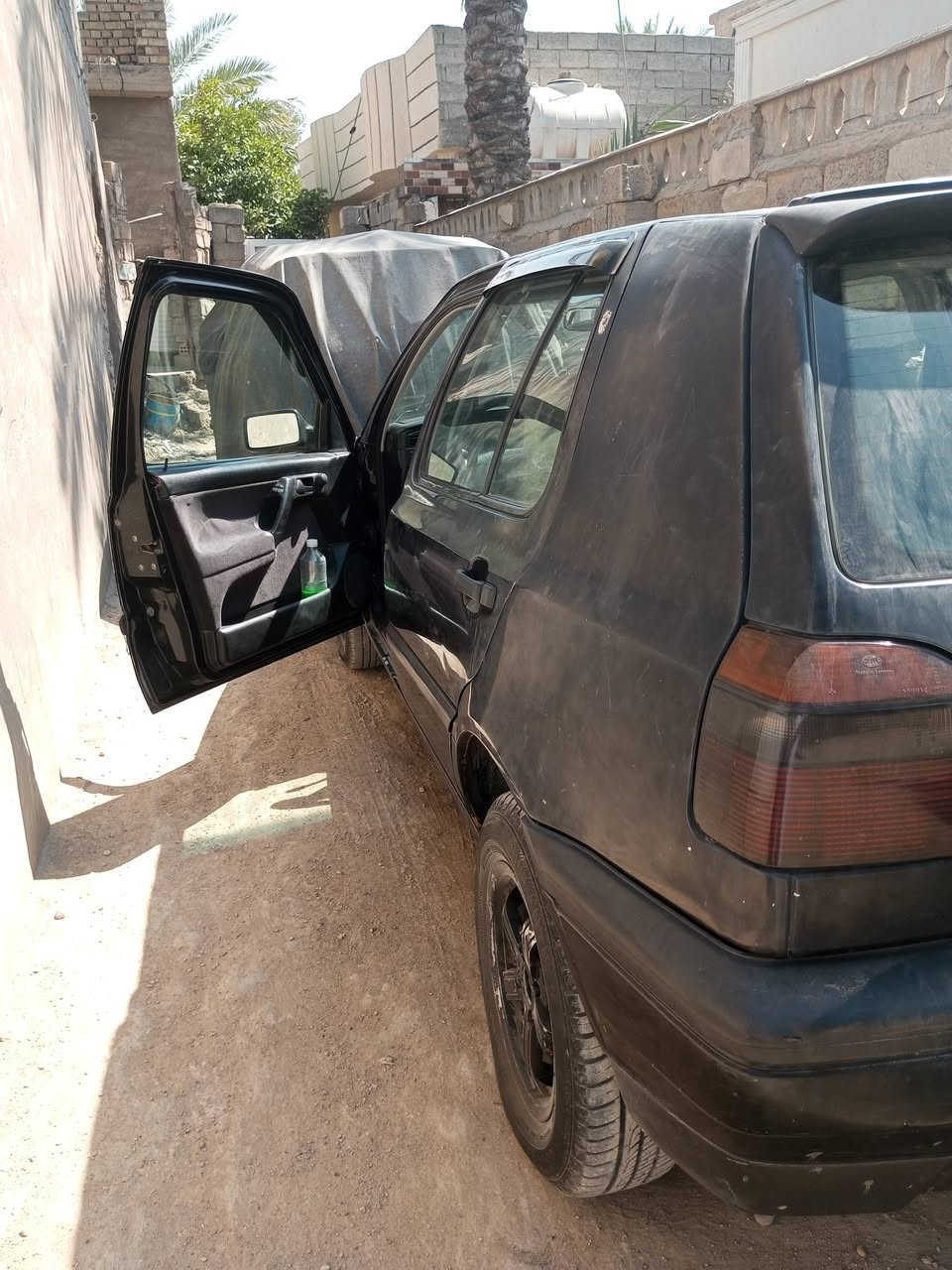 سلام عليكم كولف 94 محرك كير جيد جدا تبريد وكف فجه ما اعرف شبي صدر جديد بسمي محرك الفين سعر 40وبيها مجال مكان ابو غريب ***********
