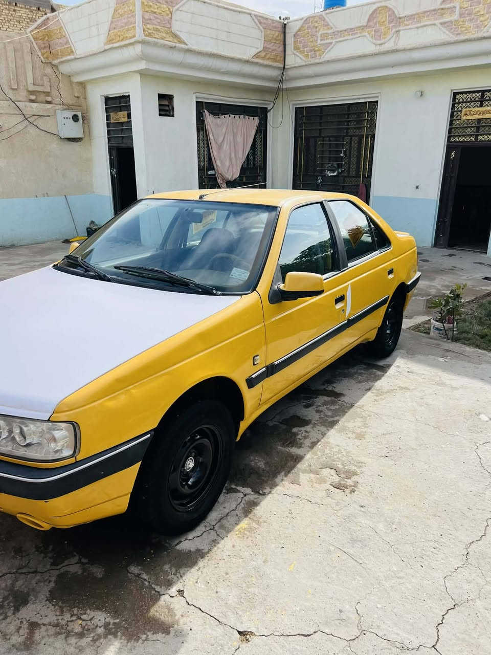 سلام عليكم بيجو أكد مديل 2016
مكفول من تبديل وصبغ عده الجاملغ الخلفي بي صبغ

مكينه بدون تبخير وتنقيص جديده كير جديد تبريد ثلج

سنويته ل28 مكان السياره بابل

سياره بدون نقوصات كبل للشغل

سعره 43 وبيه مجال

*********** للاستفسار
