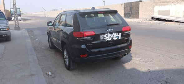 للبيع جيب كراند شيروكي لاريدو (خليجي) 2014 كفاله عامه رقم بصره (***********).
