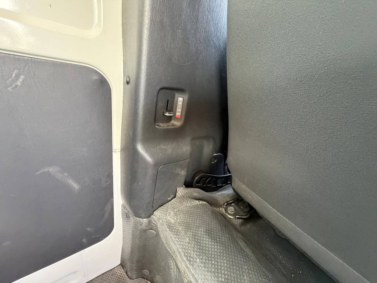 هايس موديل 2022ماشي 32000مكينه ديزل سوبر سياره بل كارتون***********سحر340$عينوان اربيل
