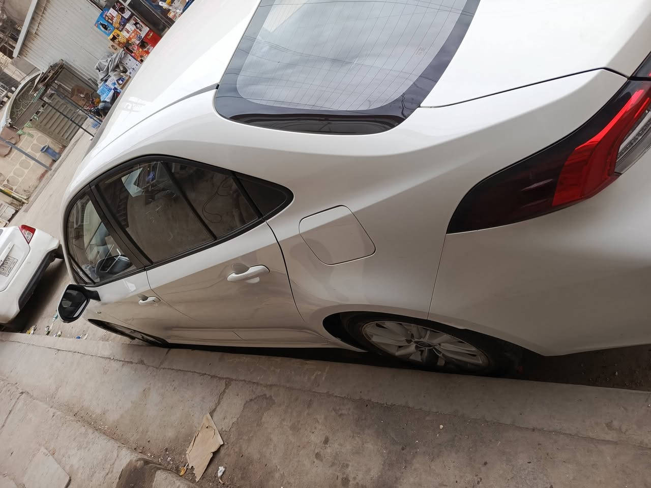 من رخصت الادمن كورله موديل 24 ماشيه 17مكفوله من الصبغ والتبديل والبارد مواصفات فول 1على1رقم بغداد السعر 152وبيهه مجال بسيط مكاني بغداد البلديات***********
