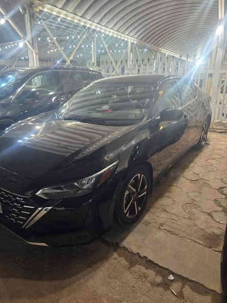 السلام عليكم للبيع
نيسان سنترا أمريكي 
موديل2024 بدون رقم تترقم في جميع المحافظات فول مواصفات السعر ب125 وبيه مجال للستفسار اكثر//***********
