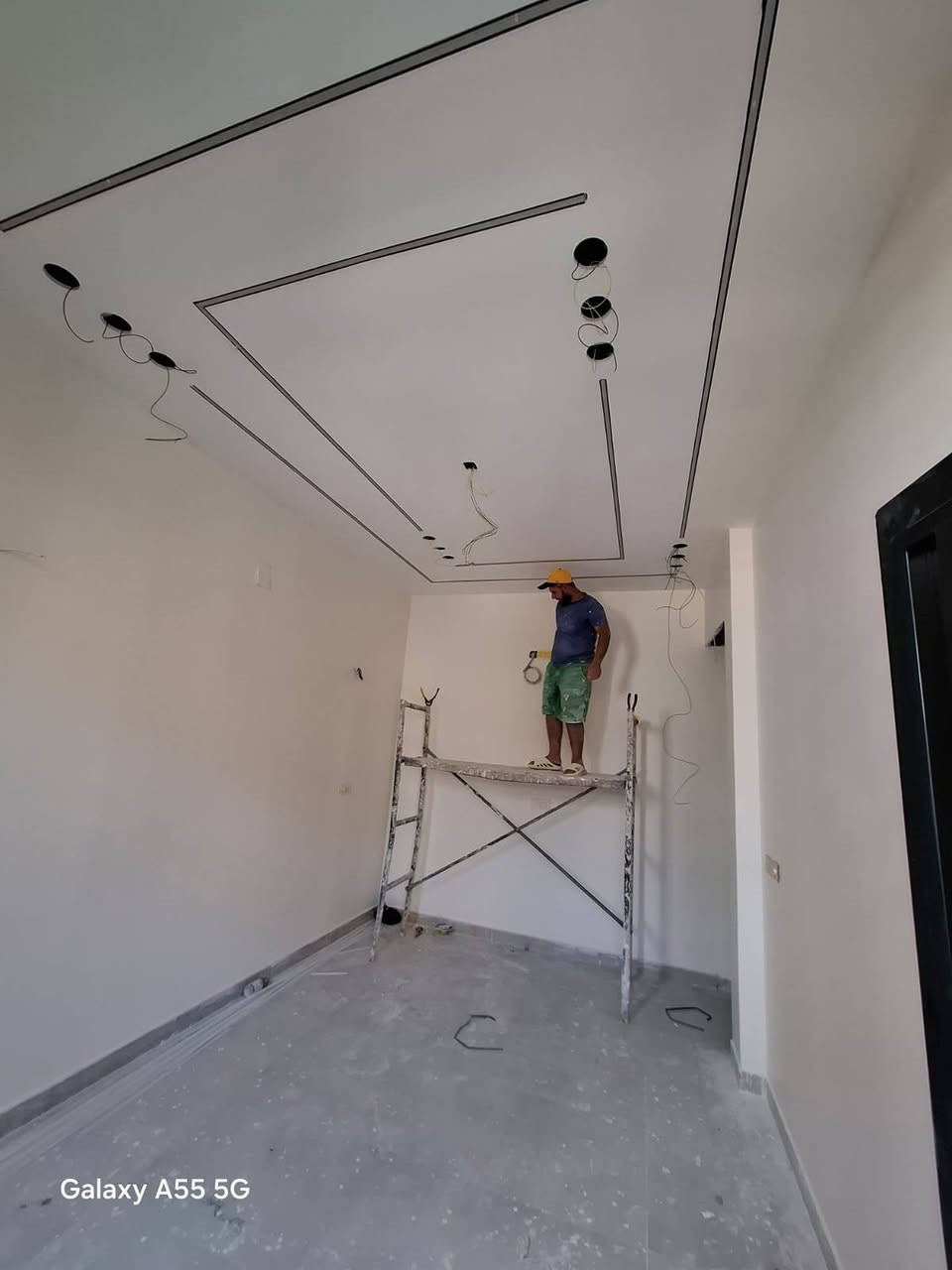 سيف لديكورات  جميع انواع الديكورات داخليه وخارجيه وسقوف الثانويه وتغليف جذران جميع انواع الاصباغ  واجهيات وديكورات ***********
