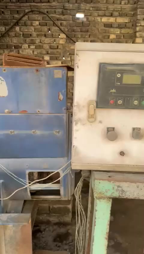 السلام عليكم مولدات للبيع
كمنز 1 ميكا 

بيركنز 1 ميكا 

للاستفسار الاتصال على الرقم 

***********
