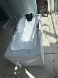 بانيو حمام للبيع السعر 220 اتصل..0789 043 1512