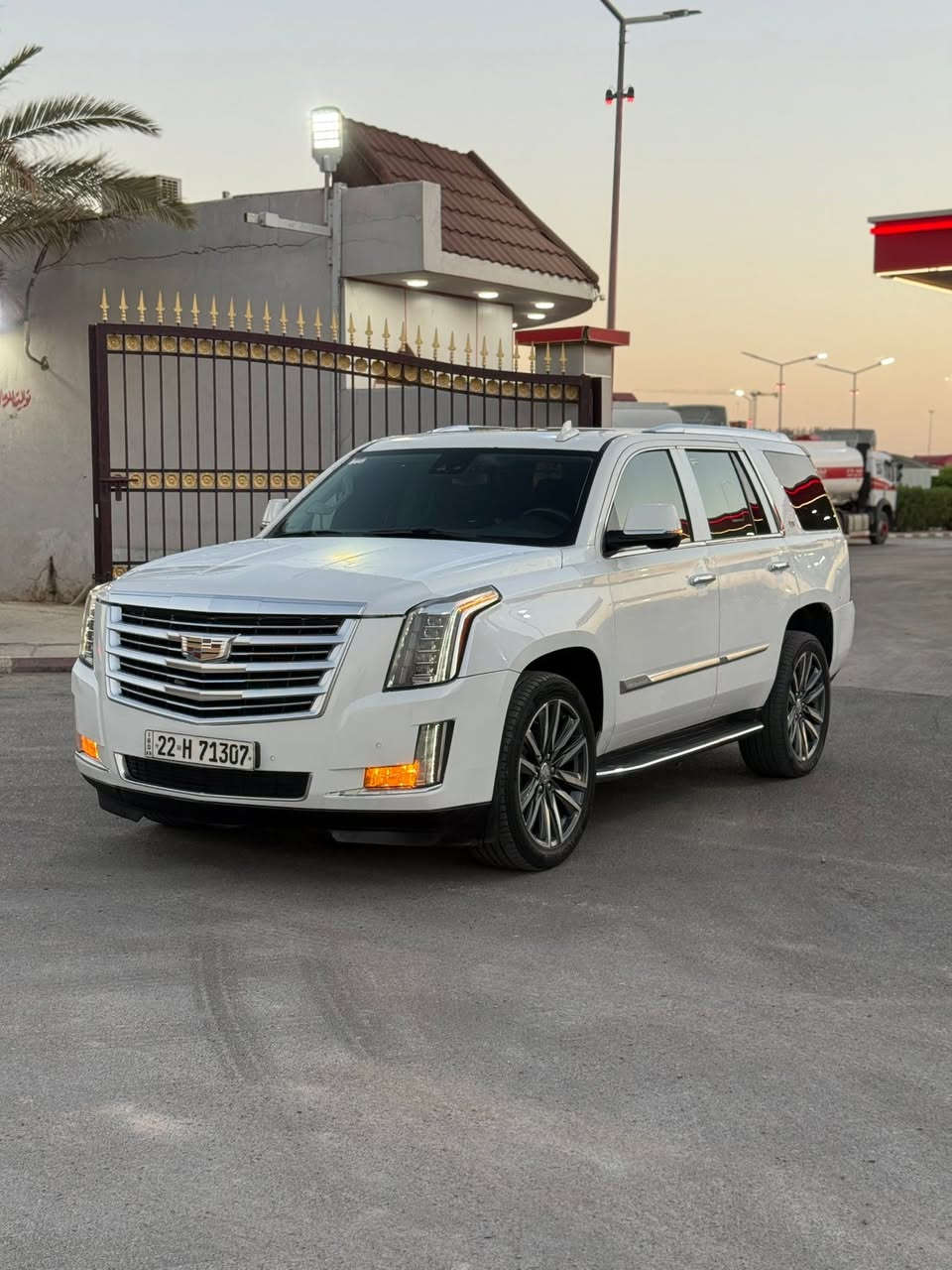 السعر 268 🌹
بيع او مراوس 

كديلاك سكالد 2020 اصل
فوول اعلى فئه 

رقم أربيل انكليزي 
تحويل او وكاله حاضر 

السياره كير مكينه حداديه. صيانه كامله. من الدعاميه لدعاميه. 
. 
ماشيه 100 الف Km حقيقي مو (mi)

لد امامي. مميز.  لايت 6 عدسات زنون 
كشن مساج. 
جميع الكشنات. كهرباء  
4 شاشات 
بانوراما
داتاشو 
كشن رجاج
5 بصمات
تشغيل بعد 
جنطه ذكيه 
مكينه 8 سلندر  6200 
مري شفط 
شاحن. 
وباقي الموصفات المعروفه لسيارة 
لا تعد ولا تحصى

محرك وكير وحداده وتبريد مكفولات
تخم تاير جديد 
بيه ويل مال 2024 حجم 22 جديد اصلي

اخوان السياره بيه صبغ  قطع 

شواصي ولغود وتكم كفااله
بجم كبس ع وضع الشركه

جاهزة وبدون نقص وبلعافيه ع الياخذها 🌹

السعر 268 🌹
بيع او مراوس 
***********
مكاني النجف / الكوفه
