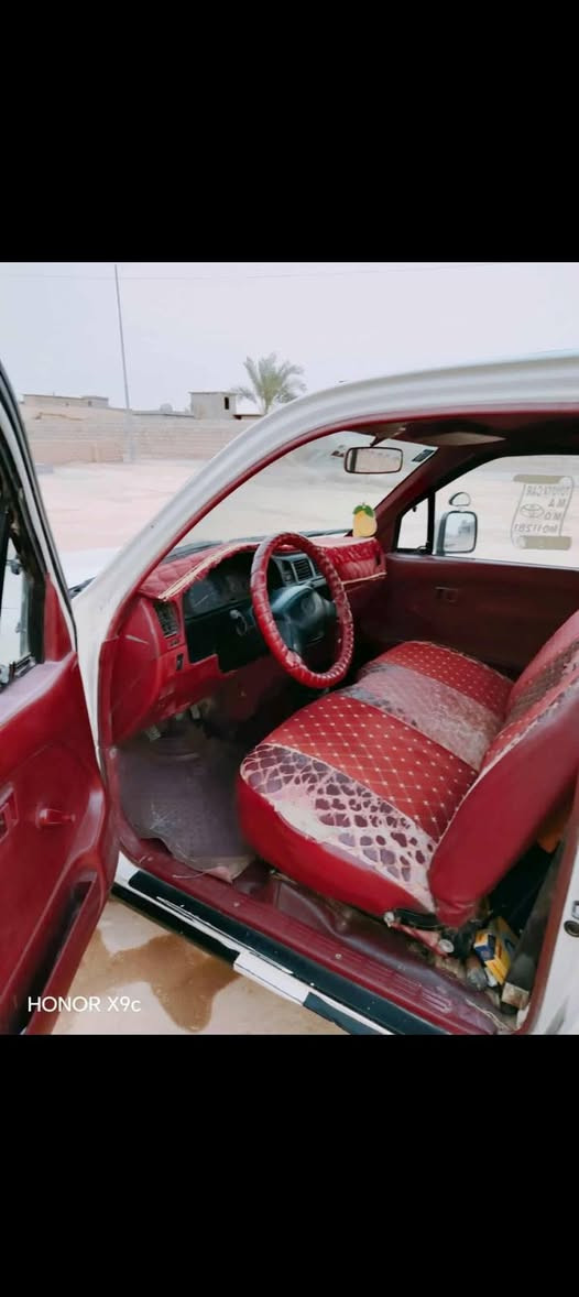 سلام عليكم بيكم للبيع 2004 سياره جاهزه مال جناي السياره مسجله رقم انبار بسمي مشروع وطني سنويه جديده ل 29 الاتصال ***********
