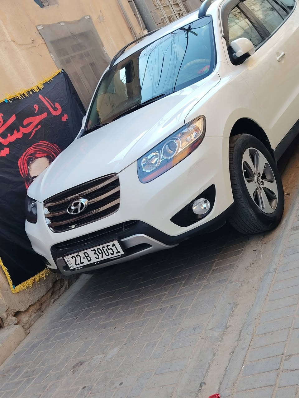 سلام عليكم سنتافيه البيع وارد خليجي ٤سلندر رقم انكليزي أربيل بسمي فول موصفات السعر ١٥٠ مبايل ***********
