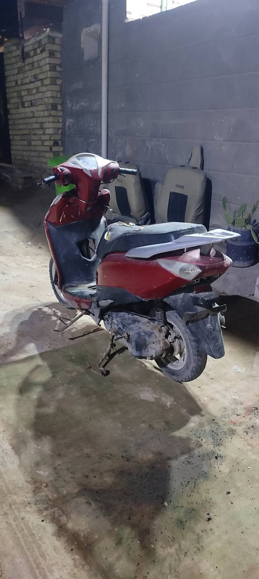 عندي دراجه للبيع الستفسار ‏‪0775 105 4577‬‏
