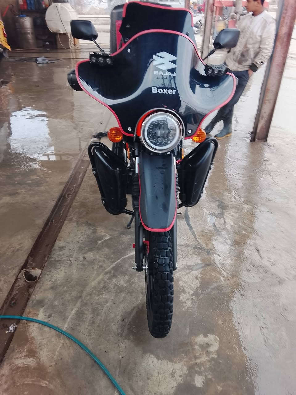 السلام عليكم دراجة دايون جبلي موديل 2025 دراجه صارلها شهرين طالعه من الوكيل نظيفه مجنبزه واراق كامله اصوليه رقم اربيل سعرها 2و700 العنوان بغداد سبع قصور ***********
