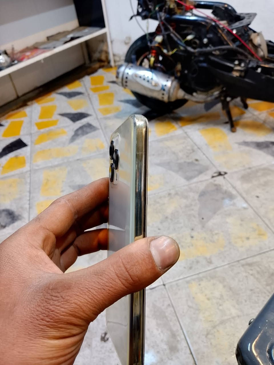مبايل للبيع
شبيه الايفون 

كما موضح بل صوره جديد

مستعمل اسبوع ذاكره 256

السعر 40 الف وبي مجال 

العنوان موصل حي النور قرب دانيه ماركت 

للاستفسار عل رقم ***********

كورك ‏‪***********‬‏
