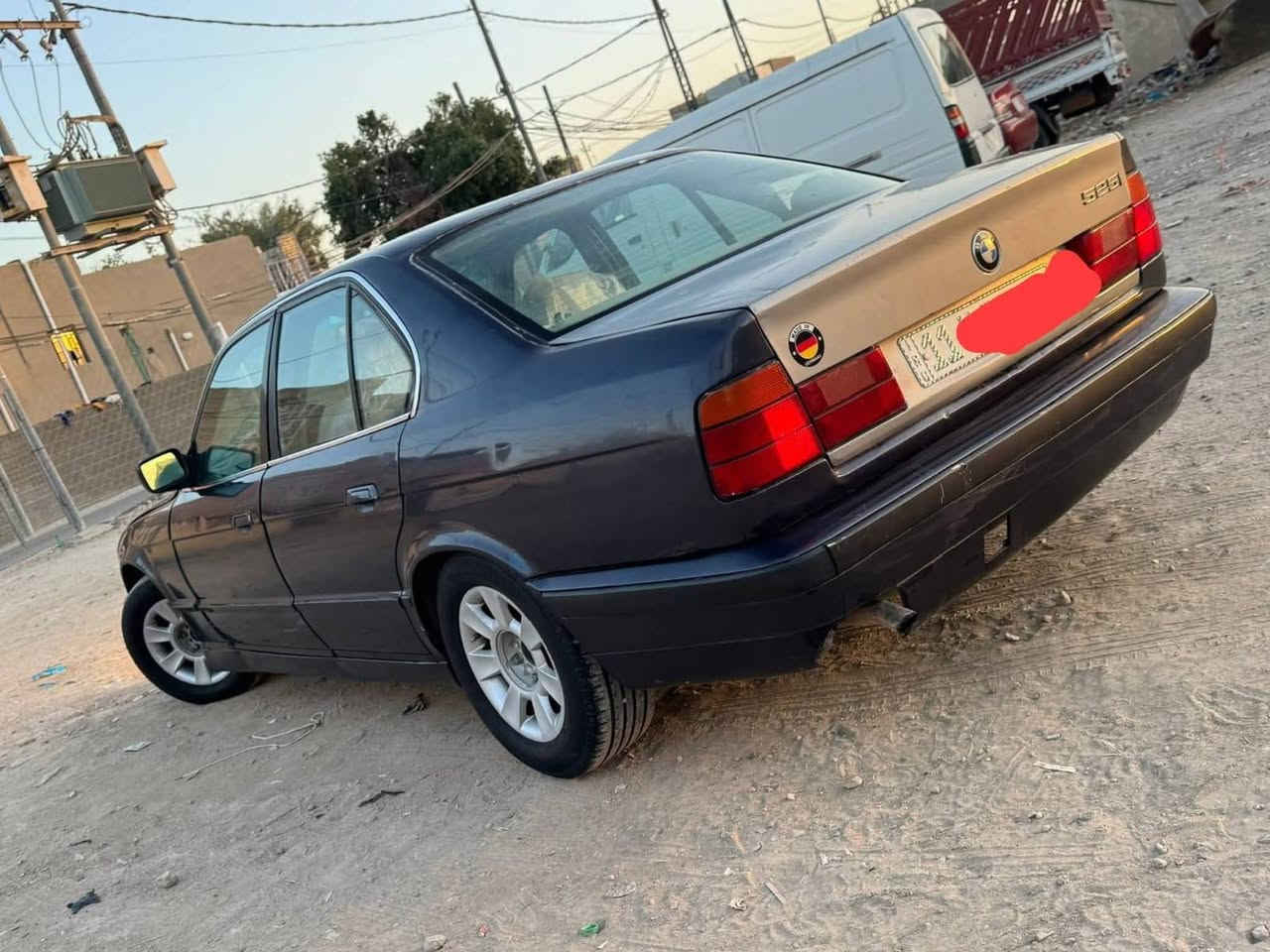 بيئم 520للبيع سياره جاهزه بأسمي مداور ثاني يوم نقص بس تبريد السعر 38وبيه مجال قليل ذي قار الشطرة مامتواجد على فيس رقم تلفون *********** /*********** اتصال +واتساب
