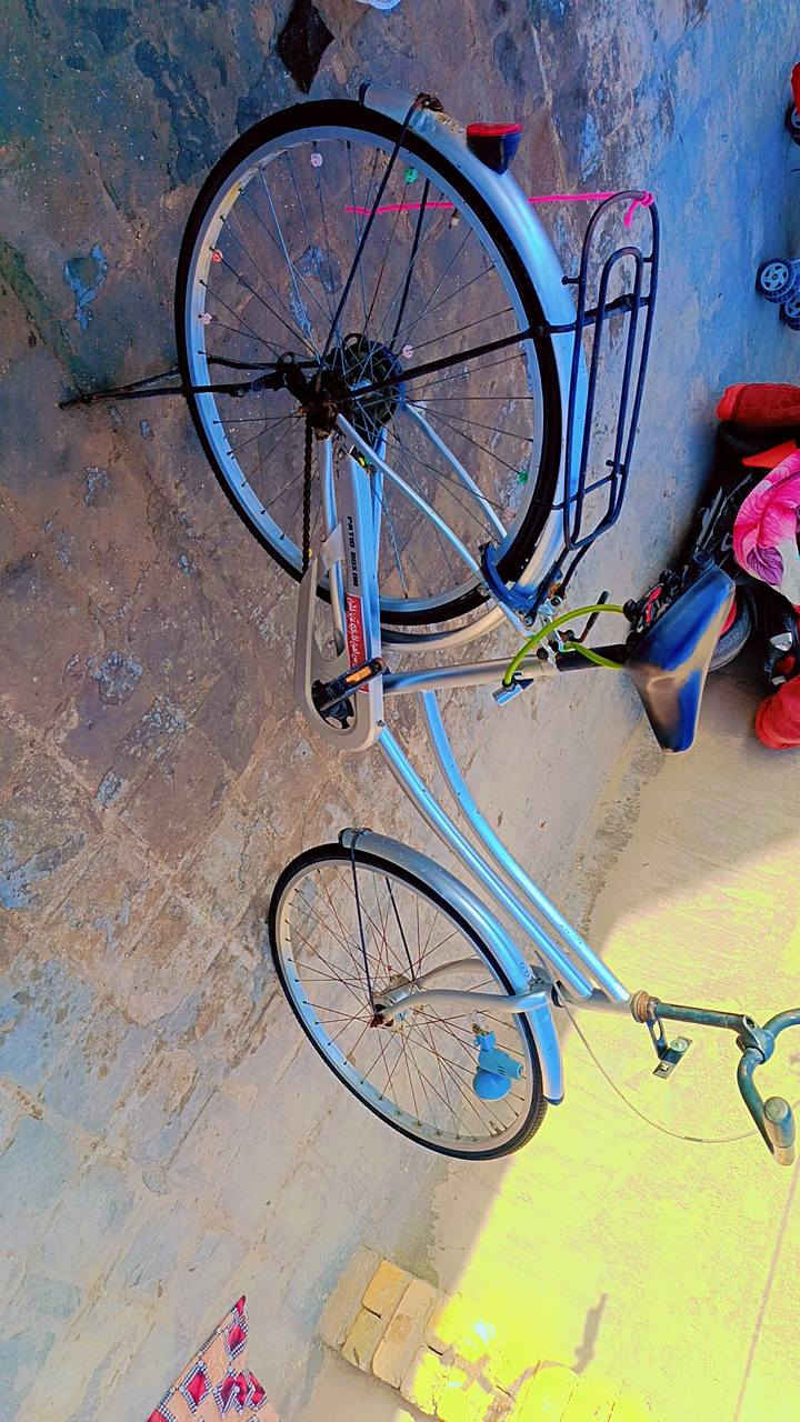 بايسكل للبيع نظيف الحجم 26 مكان نجف حي النداء سعر70 مع المجال


**إذا كنت صاحب هذا الإعلان وتريد حذفه لأي سبب، رجاءا أرسل رسالة إلى الدعم الفني**