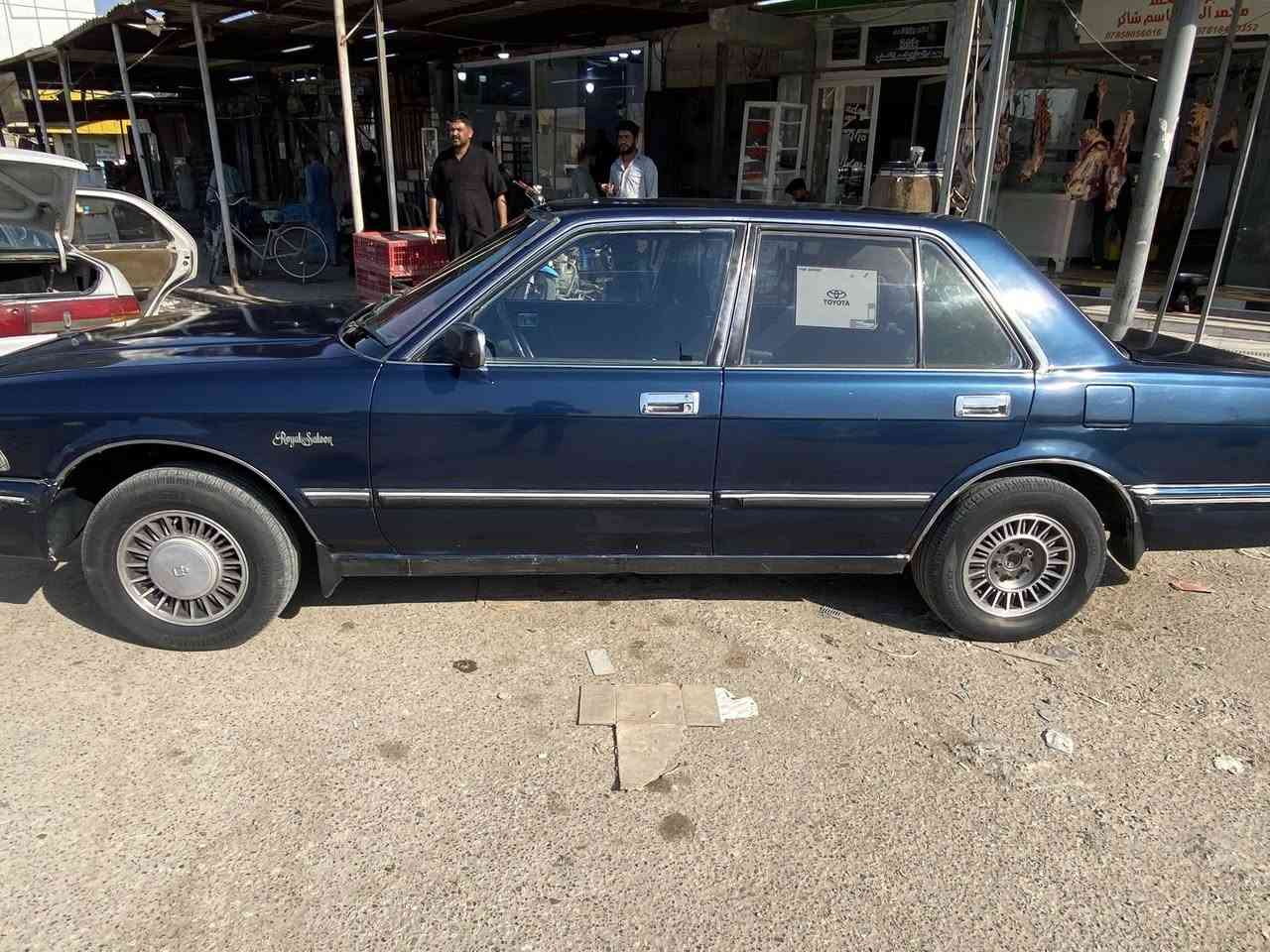 س ‏سلام عليكم سيدان للبيع موديل 93 باسمي تحويل ثاني يوم مكينة قير اثنين ونص خير من الله سعر 52 ***********
