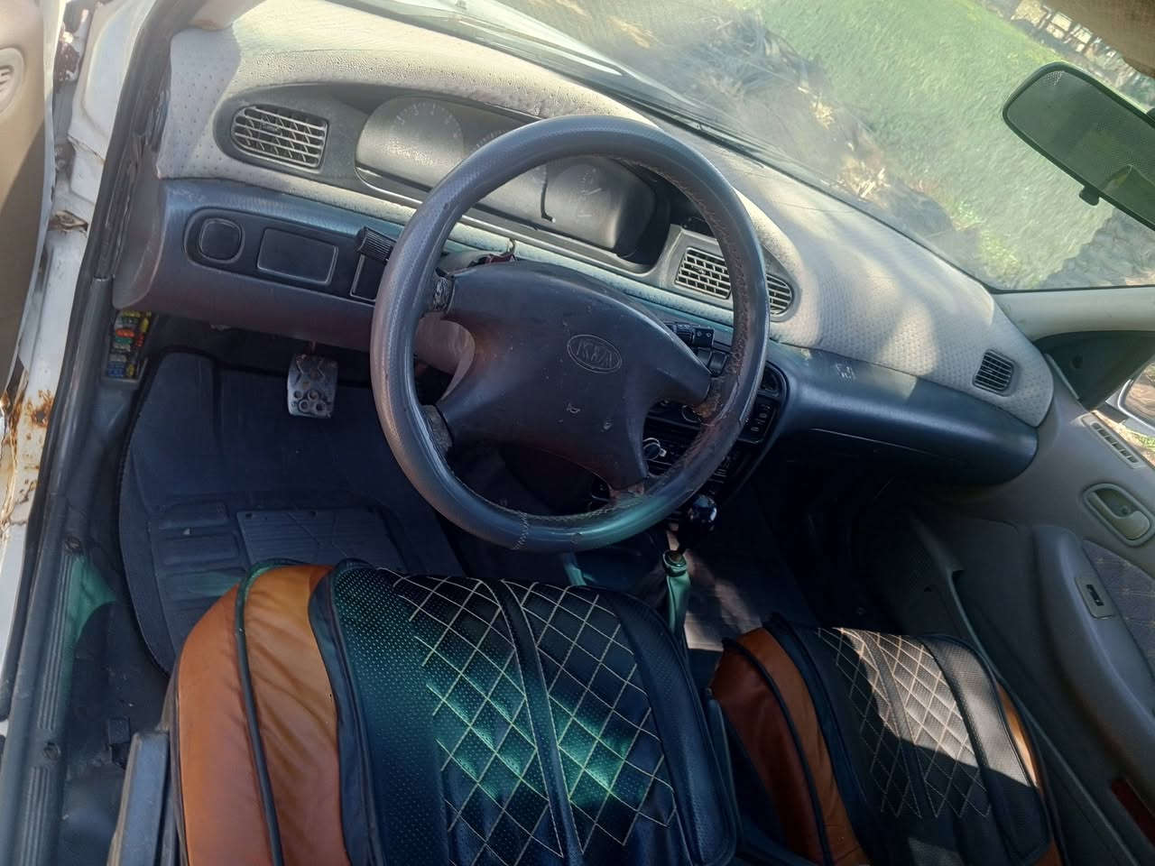 سلام عليكم للبيع كيه سيفه مديل 96 رقم بابل دولي سنويه لل 2030 محرك مفتوح كير عادي مكينه وكير مكفولات حداديه تخم تاير كله جديد داخل جديد سياره مال جناي مكفوله السعر 31 وبيه مجال اتصل وتدلل مكاني بابل حمزة الغربي خيكان //***********
