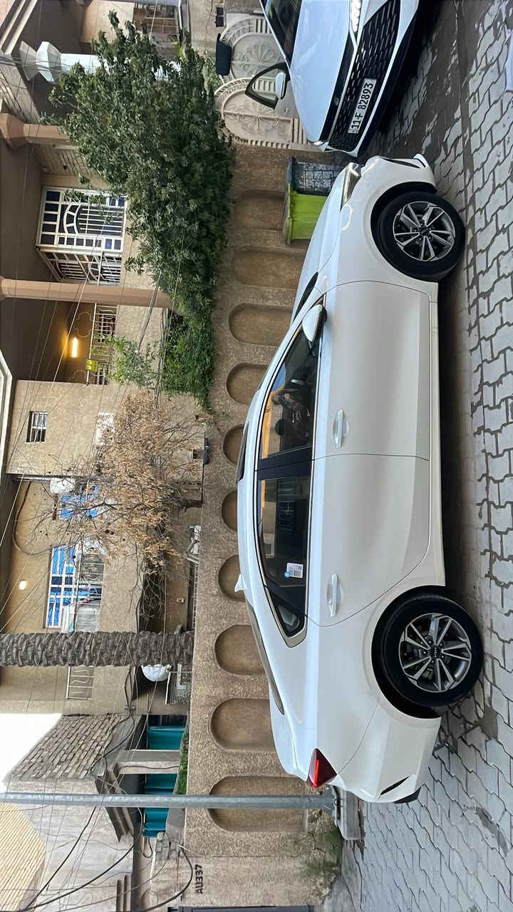 السلام عليكم 
بيع او مراوس 
K3 موديل 2022 مكفوله كفاله حته الدعاميات
فقط شكم رصعه بسيطه مال حصو مال شارع سونار السياره بلمنشور
فتحه
شحن واير لايس
بصمه 
كشنات جلد 
لد امامي خلفي 
لايت زنون
مانع انزلاق
تبريد قطعتين
شاشه جبيره 
لايت ماطور 
اشاير بلمري
السياره رقم اربيل الجديد بسمنه تحويل او وكاله 
السعر 135 وبيها مجال بسيط جدآ
العنوان بغداد الشرطه 4 
***********
