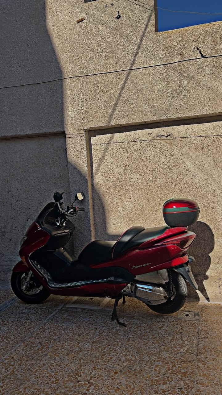 دراجة فورزة 0.8

دراجة معمية 

فول موصفات ماشية 34 الف على ايدي من الرمبه كل شي بيهة شغال وترايك للبصرة جيب فيتر وتعال افحص باب البيت

كلشي بيهه جديد من تايرات وكلجات ودسكات ودوشمة وجنطة  تاخذهه ماتصرف عليهه ربع دينار

فوووول نيكلات من قبق كلجات ودبلات ودواسات 

عنواني بغداد مدينة الصدر للأستفسار عالسعر خابرني وتدلل ***********
