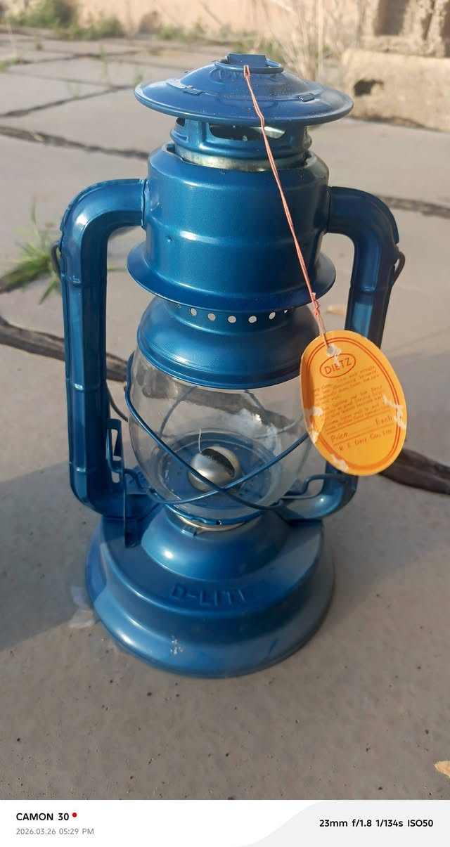 لوكس ابتيموس سويدي مستعمل مع فانوس بالكارتون للتواصل اتصال واتس اب***********
