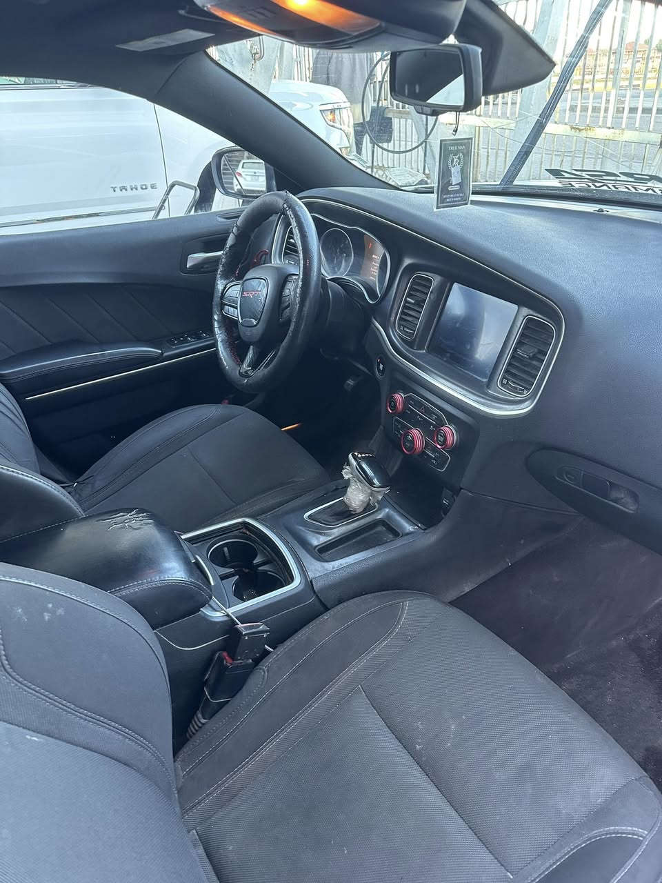 سلام عليكم 

جارجر لون ابيض RT (5700)مديل2018 اصل

محرك وكير كفالة حدادية فول سيارة جاهزة ترايك ل اربيل رقم بصرة  السيارة باسمي رقم إنكليزي  سنوية هزة كلشي جديد مدفوع

باسمي السنوية بشرط تحويل

نص مواصفات

شفتات ستيرن لايت زنون

سوبر تراك باك

نظام سبورت تشغيل عن بعد

كامره دواره +حساس خلفي

عليها ويل نجميه مقعد السائق كهرباء

تاير خلفي 315

عليها كاربون فايبر بكل مكان 

محدثة SRT دوسات ودعاميات

هيترات بلمرايا +تدفئة بلكشنات +ستيرن

السيارة داخلة تقرير غرق.ما اكو اي نسبة أي قلوب ما مشتعل بيه سياره جديده الله شاهد 

حادثها بلعراق المداكر الخلفية  صبغ شويه وشبر باب السايق بارد  

بجم كبس.. كفالة 

ماشيه 171  الف كيلو. مو ميل

السعر الخاص    165￼ بيع مستعجل ￼

مكاني بصره  

   / ***********
