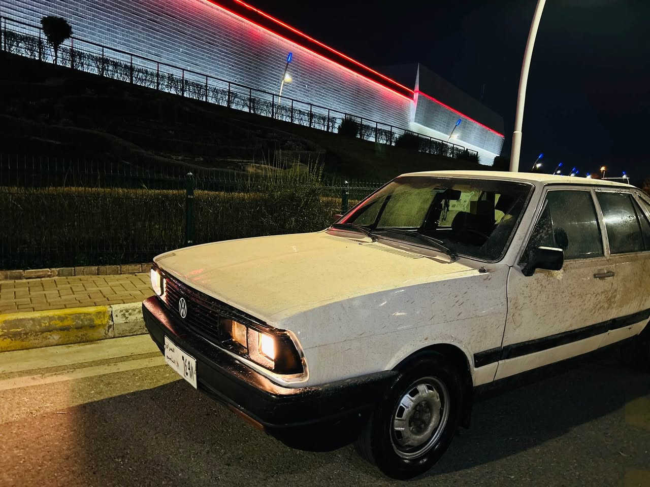 بەڕازیلی بۆ فڕۆشت مۆدیل  ١٩٨٨دوجام کارەبا گێڕو مەکینە بەشەرت کارەبای کامل مەزبوتە ئاڕم پلاستیک کەرکوک سەیارەیەکی کامل مەزبوتە کامل مەسرەفی بۆ کراوە 
١٨گەڵاو معامەلە شوێن سلیمانی 
ژ/م. *********** السليمانية, العراق
