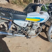 دراجة اسكنر • أوراق • تقطر دهن