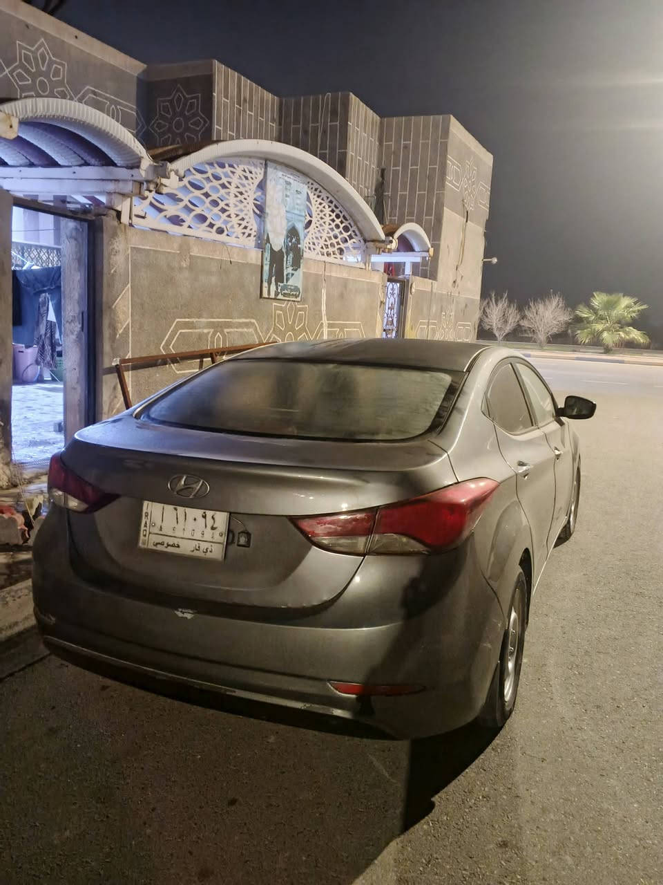 النترا 2016 اللون رصاصي غير محدد وارد خليجي بيها صندوق مبدل وبعض أماكن بيها صبغ بدون معجون السعر 110 وبيها مجال مستعجل على بيعتها رقم الهاتف ***********
