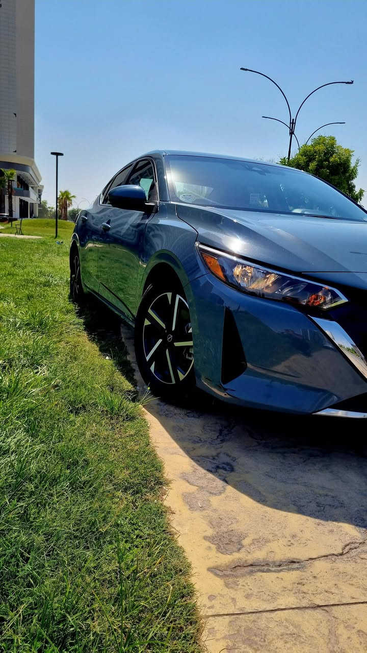 السلام عليكم
للبيع نيسان سينترا موديل ٢٠٢٤ 
وارد امريكي 🇺🇲🇺🇲🇺🇲
محرك 1800cc

SV
موديل ٢٠٢٤
نص مواصفات ✅️
اللون سمنتي ✅️
ماشية ٥٣ الف كيلو 
حادثها ثلاث قطع صبغ  
جاملغ امامي وخلفي جهة اليسار  
وحافة البوند معدل ومصبوغ 
وبيها مكانين بارد 🔴
شواصي سليم ✅️✅️✅️
ايرباك ستيرن ودشبول وبردة ❌️❌️❌️
🔴🔴السعر 115 $ وبيها مجال
مكان السيارة اربيل 🟥🟥
للاتصال عالرقم 
***********🟥🟥🟥
