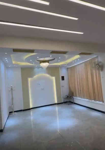 طابق ثاني للايجار يمكن ايجاره مكتب او عيادة او صالون مساحة 80 م مجهز بديكورات وانارة حديثة بناء 2023 للاستفسار 

‭0772 364 7288‬
