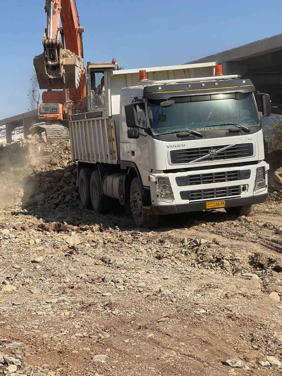 ڤالڤۆ٢٠٠١شکلی گۆراوە بۆشەیتانی 
مە جموحە تۆپ تلاین
سە یارەکە نمونەیە لە 
خاوینی
ئارەم پلاستیکی ئە سلی
سحر٢٧٢
ژ.م***********
