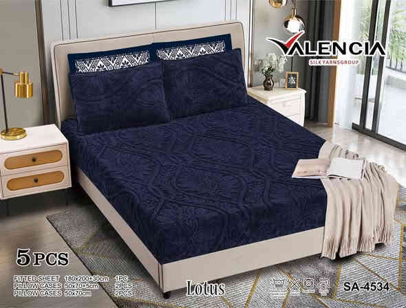 جديد 💕♥️
تلبس فرو برهيمي نفرين يتكون من خمس قطع
قياس التلبيس 180*200+30
قياس وجه مخده بوهيمي 55*80
السعر18 الف 
قياس وجه مخده قديفه 50*75
يتوصل توصيل كافة انحاء العراق 
رقم الحجز ***********
