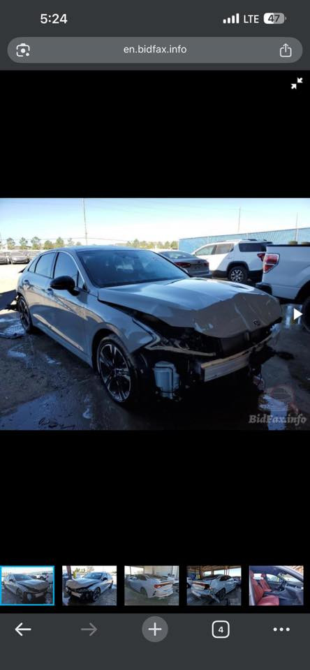 K5 موديل ٢١ ماشية حاليا 99 الف كيلو
لون اسمنتي جيتي لاين فول السيارة
بدون ايرباك
مكانها بغداد 
***********
مراوس او بيع
السعر 17800$
