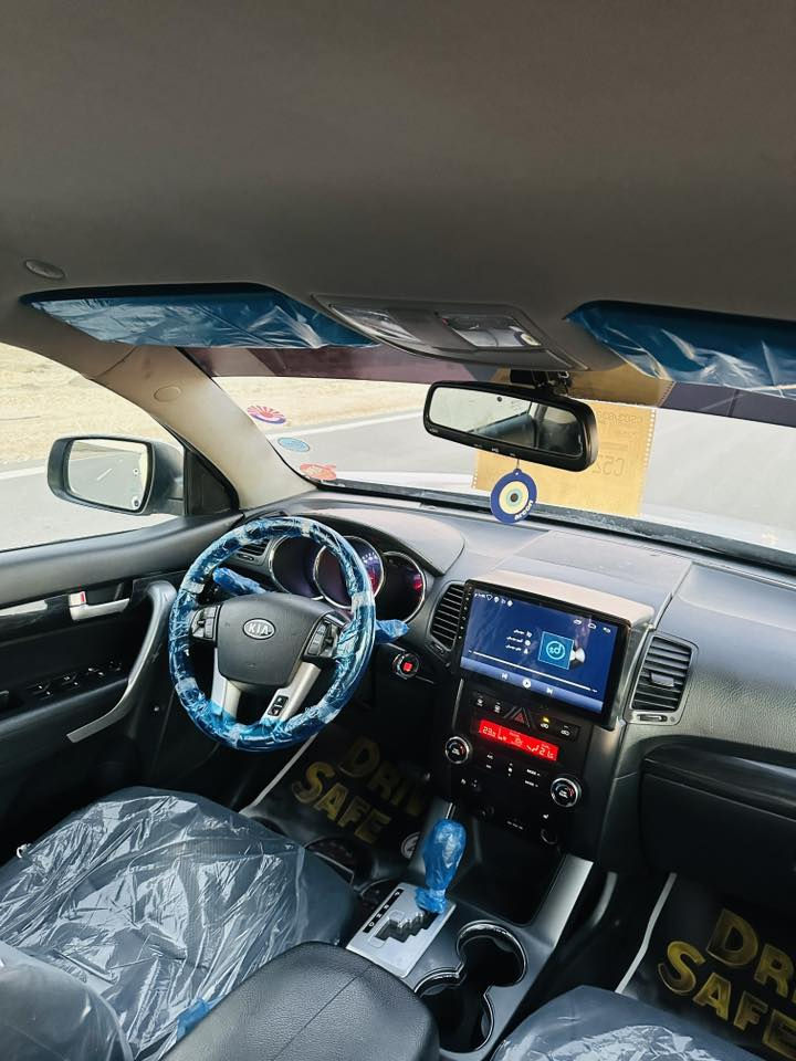 السلام عليكم ورحمة الله 
سورنتو للبيع 2013 گااز
ادوات ادوات ادوات 
متوم طبق الاصل 
ارقام شمالي وسنويه 
وكاله بسم المشتري 
كصه جنطه 
دخول جديد
مكينه 4 سلندر كاز
سوبر جارج 
فوول مواصفات 
بصمه تشغيل 
بصمة بوب 
شاشه كبيره كامره خلفيه
حساسات خلفيه 
تبريد وتدفئه 
7 راكب 3 قطع تبريد
حداديه فول 
تخم تاير كارتون 
كلشي شغال مابيه اي نقص
السياره كارتون
 جاهزه ع الاخير 
مال جناااي 
السعر 60 ورقه 
وبيه مجال حق الجيه 
المكان ذي قار النصر 
لاتصال ***********
