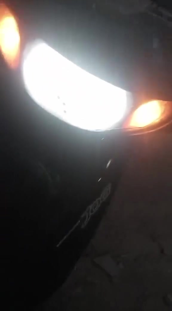 السلام عليكم اخوي درجه نضيفه كلشي شغال هورن لايت مامي خلفي شغلات مكينه صوته ناعم درجه سلف قفل جنطه شلع معد حلوه نضيفه 200بيه مجال قفل180


**إذا كنت صاحب هذا الإعلان وتريد حذفه لأي سبب، رجاءا أرسل رسالة إلى الدعم الفني**
