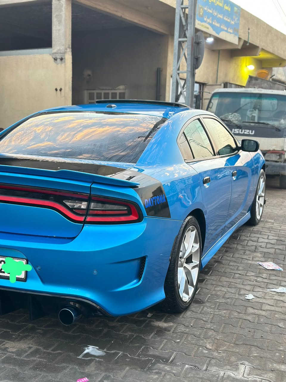 السلام عليكم جارجر 2019 جتي خليجي فول للخيرر رادارات حساسات كشنات  حضن ستيرن كهرباء لون بحري مميز  رقم بغداد  راعيه بل بصره مشروع وطني ما بيه اي نقص حته تخم تاير توه جاشد ويل ٢٠ بلاد حادث ٣ قطع بل عراق  مكان السياره بصره هاذ  رقمي ***********
