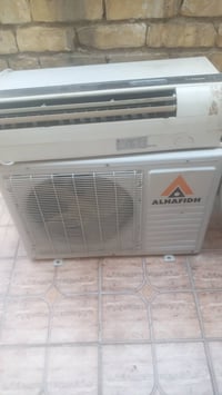 سبلت طنين نوع الحافظ شغال يفصل مرات بالصيف الحار جدا كامل مع ملحقاته م...