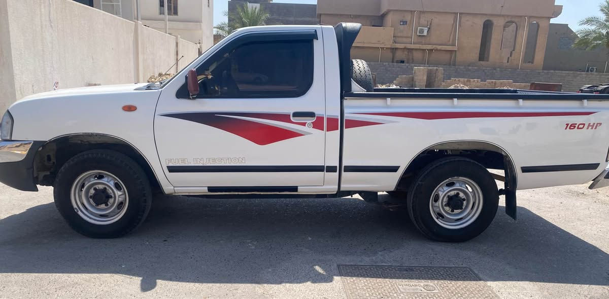 نيسان بيكم تك غماره 2013
رقم انبار جديد هزه جديده تحويل مباشر 
باب السايق مبدل بلادي بدون معجون بدون دواخل 
سياره جاهزه صدر جديد تخم تاير جديد 
السعر 115 وبيها مجال قليل 
*********** الفلوجة, الأنبار
