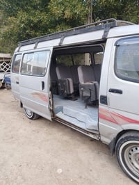 وبركاته فتون 2010 مصفره من كلشي السياره بسمي مداور ثاني يوم   07724132...