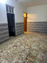 شقة للايجار • ٦٥م • الشعب-شارع الصحه