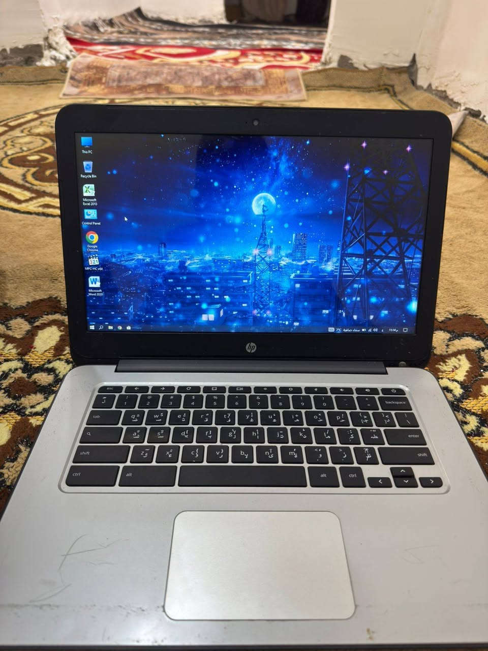 سلام عليكم..
حاسبه(Hp) الحاسبه كلشي ما بيه شغاله ونضافته مثل ما تشوف بل صور مع كامل ملحقاته السعر راسني خاص وتدلل هاذه رقمي ***********
