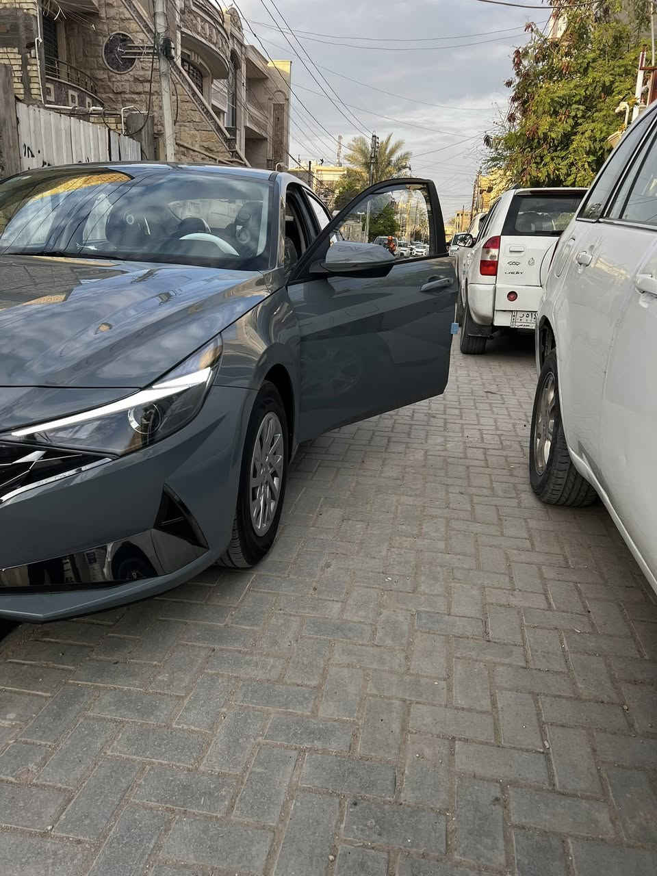 سلام عليكم افانتي موديل ٢٣ وارد كوري مكفوله كفاله عامه نص فول ماشي ١٢ الف سياره رقمه بغداد دولي جديد بسمي سياره خط واحد غاز بلادي رقم***********
