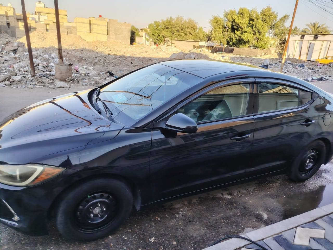 السلام عليكم
ألنترا موديل 2017 گير عادي وارد امريكي السيارة كلين تايتل رقم بغداد السيارة جاهزة نقصهه تبريد فقط بيهه تعمير قليل باب السائق وبيهه طخه خفيفة باب الخلفي للصفحة الثانية مثل ماموضح بالصور السعر دفتر وبيهه مجال للاستفسار الاتصال بالرقم
***********
