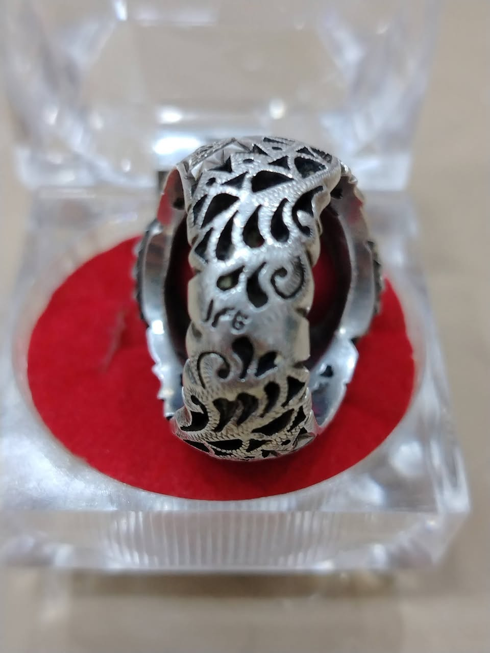 سلام عليكم ورحمة الله وبركاته👋🏻
⭕ متاااح... 
💍_ ياقوت أحمر غير مترش أفريقي 💯 صياغة يدوية ثقيلة . قياس الخاتم 20 _ 21
***********""""""**********
💍_ دلوة يمانية حمرة قدييمة ثقب ستندر ، صياغة يدوية ثقيلة . قياس الخاتم 23 _ 24
***************"""""""**********
🌷الأستفسار علىٰ الخاص ماسنجر لطفاً🥰🌹


**إذا كنت صاحب هذا الإعلان وتريد حذفه لأي سبب، رجاءا أرسل رسالة إلى الدعم الفني**