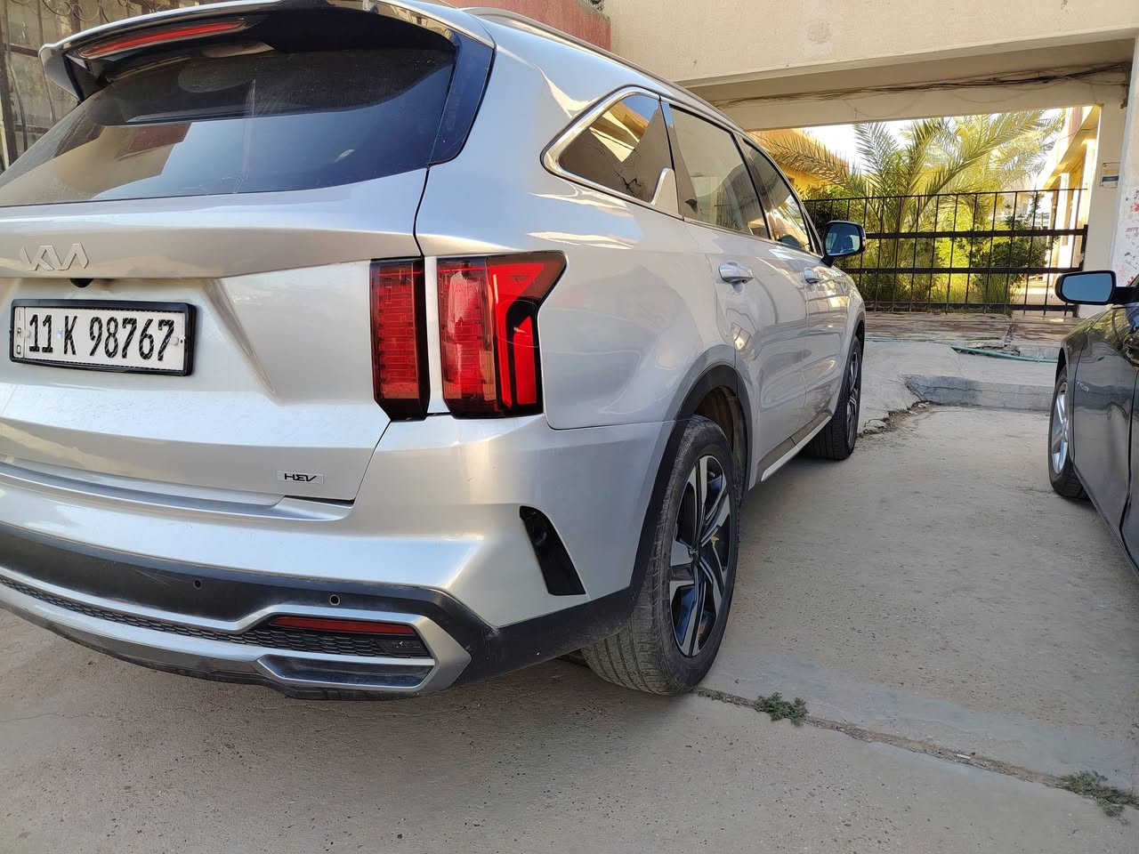 سورنتو ٢٣ هايبرد ex
ماشي ٤٥
***********
215$
