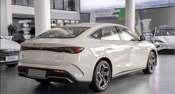 متابعين معرض محمد شمس ☀️ وهاي لعيونكم 
بي وايدي سيل 6 صارت بسعر تفليش حرك الاسعار 
🔥🔥20500.000🔥🔥
مرقم بغداد وصافي بدون دلاليه وتدللون والقادم افضل 😉
ارخص سعر بل عراق صبركم شويه علينه 💣🔥💣🔥

اوقات الدوام جميع ايام الاسبوع 
‏‎من ال12 صباحـاً الى الـ 12مساءً 

‏‎للاستفسار يرجى الاتصال على الارقام الاتية ☎️:
‏‎للاستفسار  ***********
‏‎للاستفسار ***********
‏‎للاستفسار ‭***********
للاستفسار ***********
للاستفسار ***********
‏‎بغداد الكريعات شارع المعارض🚙🚙
‏‎متوفر🟥بيع🟥شراء🟥مراوس🚦⭐️

‏‎ولاتنسى اذا حبيت تستبدل سيارتك القديمه معرض توفر الاستبدال بين القديم والجديد بنظام المراوس وبخدمتكم 🚗🔛🚙

#كورولا #كوروله #كورولة #كورله #كورلة #تويوتا #كامري #هايلوكس #لاندكروز #كيا #سورنتو #سبورتج #توسان #النترا #سني
