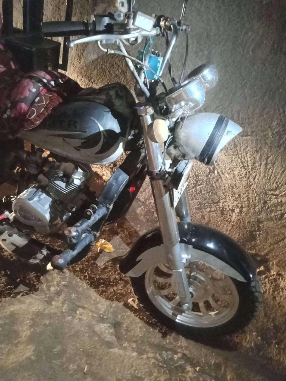 ستوته ام تي أر موديل 15 تخم تاير  دبلات جدد  كهربائيات كامله رقم دولي سنويه للغاية 28باسمي مداور مباشر السعر 1مليون و900
للتواصل ***********
