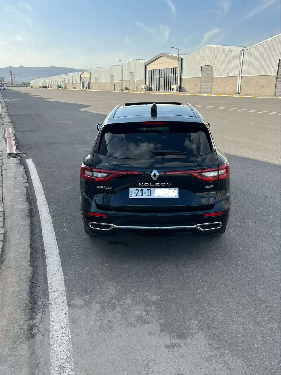 سلام عليكم رينو كوليوس 2018 

خليجي السياره مكفوله من الصبغ 

او البارد سياره جديده اب معنى الكلمه

موصفاتها بانوراما رادار جانبي حساسات

360 درجه كشن تدفئه تبريد سماعات 

بوس اوتو بارك انارات محيطه 7 الوان 

مرئي شفط صندوك شفط تحديد سرعه

هاندبيرك بصمه السياره ماشيه 101 الف 

سعر152$ او بيها مجال مكاني سليمانيه

*********** السليمانية, العراق
