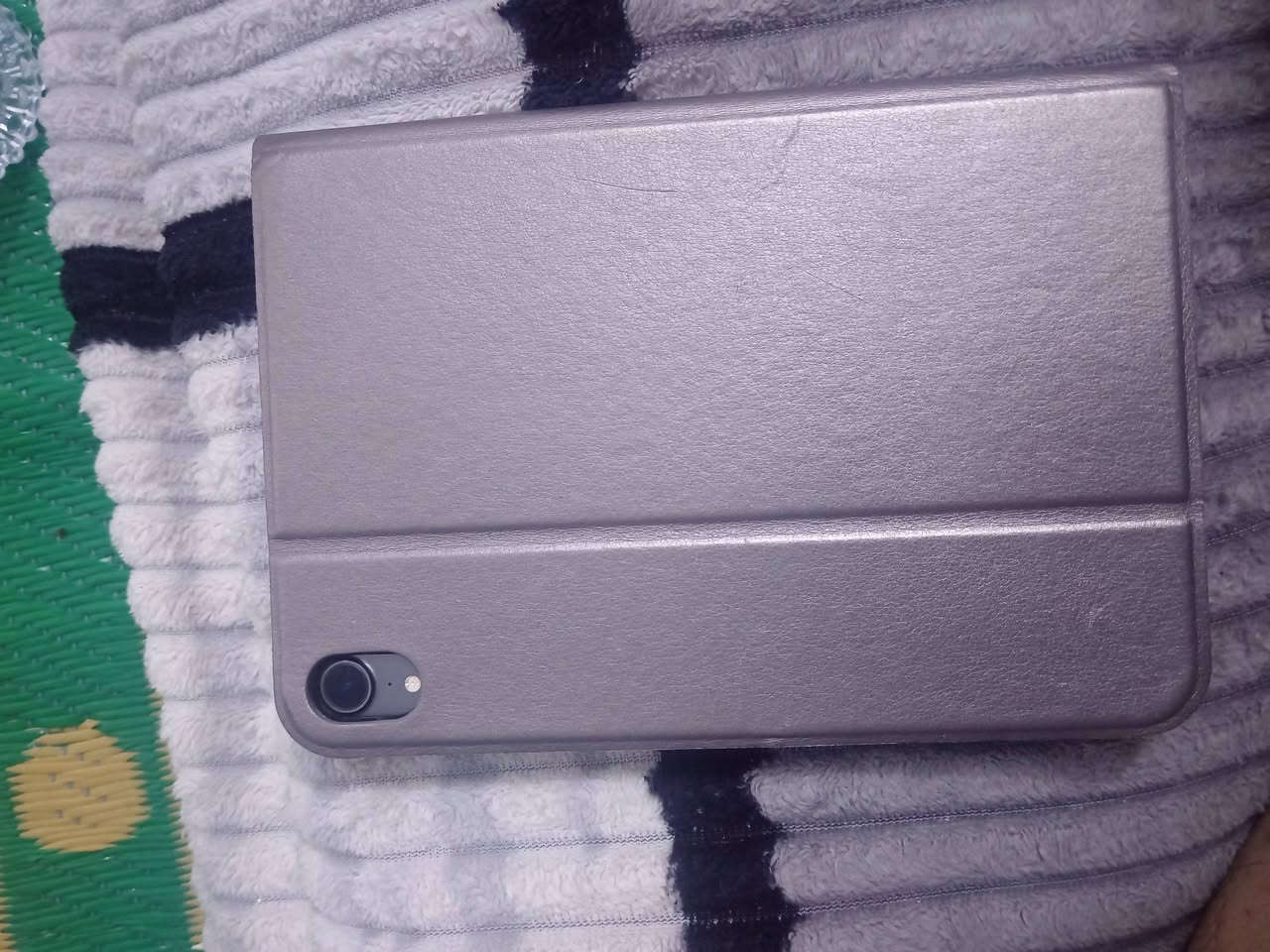 إعلان بيع آيباد ميني 6 (iPad Mini 6)
الموديل: iPad Mini 6
​الذاكرة: 64 جيجابايت.
​النظافة: 95% (جهاز نظيف جداً واستخدام حشيم).
​الملحقات: الشاحن  + كفر حماية هدية.
​ملاحظة: البيع بدون كارتونة (الجهاز مضمون وشغال 100% وما مفتوح سابقاً).
​الأداء: الجهاز طيارة بالألعاب وممتاز للدراسة والتصفح.
السعر 300الف


**إذا كنت صاحب هذا الإعلان وتريد حذفه لأي سبب، رجاءا أرسل رسالة إلى الدعم الفني**