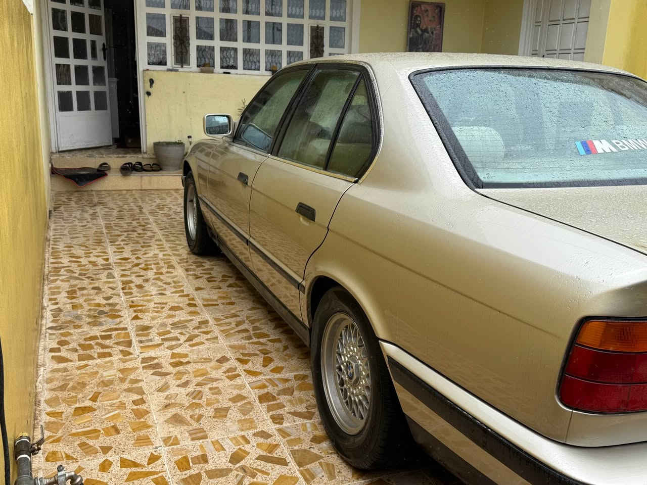 سلام عليكم بي أم 525 كير ومحرك وصدر جديد تبريد ثلج ⛄️ دفتر بانزين رقم بغداد مشروع وطني تخم تاير جديد سلايت شغال مكان سيار كركوك سعر 60 وبيهه مجال خطر جيتك  *********** بغداد, العراق
