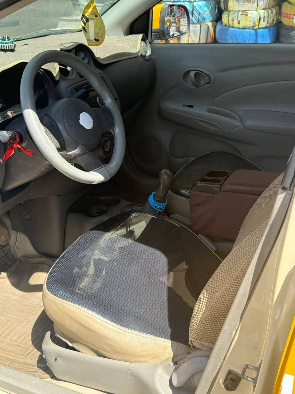 نيسان صني ٢٠١٤ كير عادي مكفوله ما عده باب لوره سايك بي ضربه السعر 85 وبي مجال ***********
